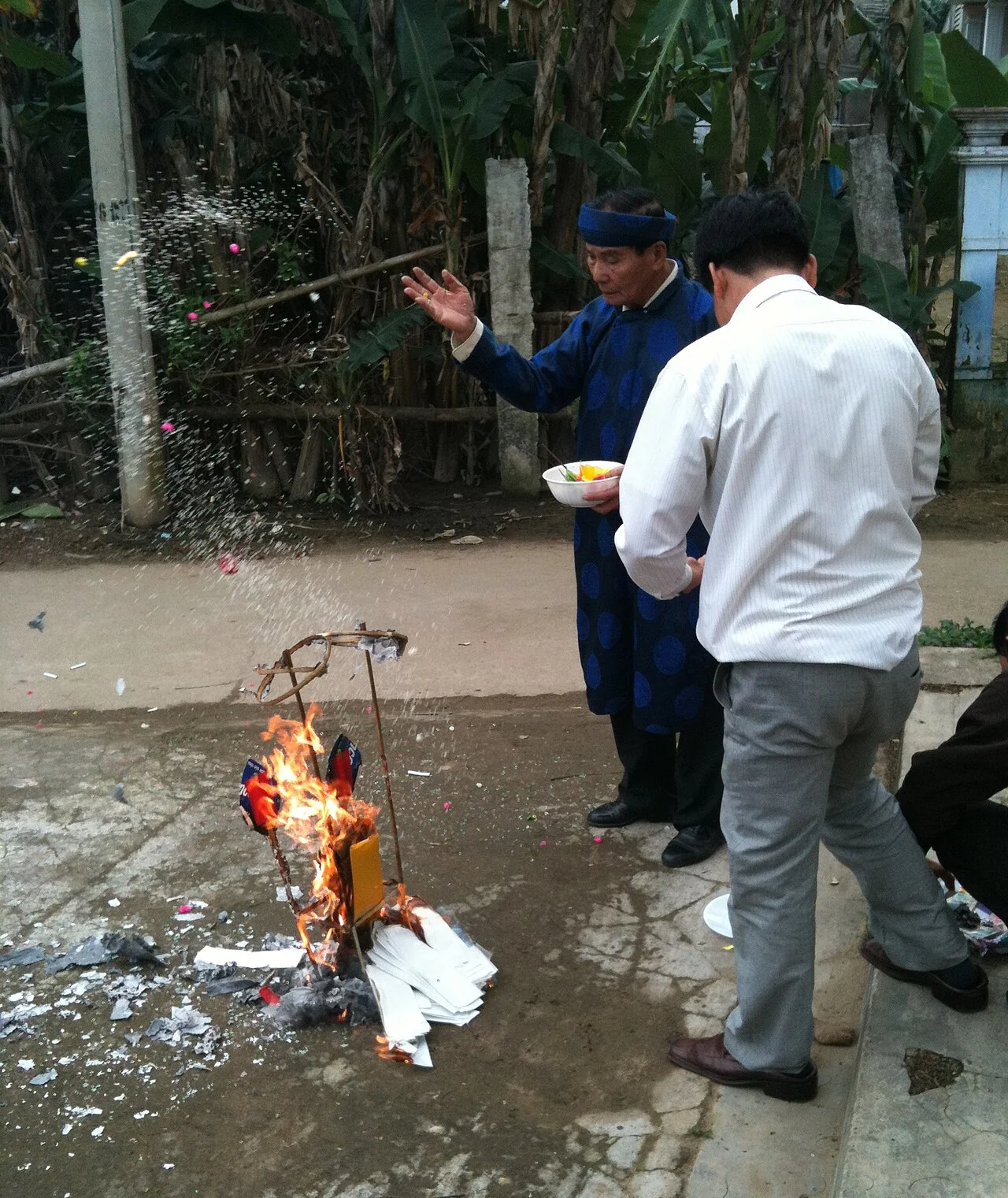 Văn Khấn Tết Đoan Ngọ (Mùng 5 Tháng 5)